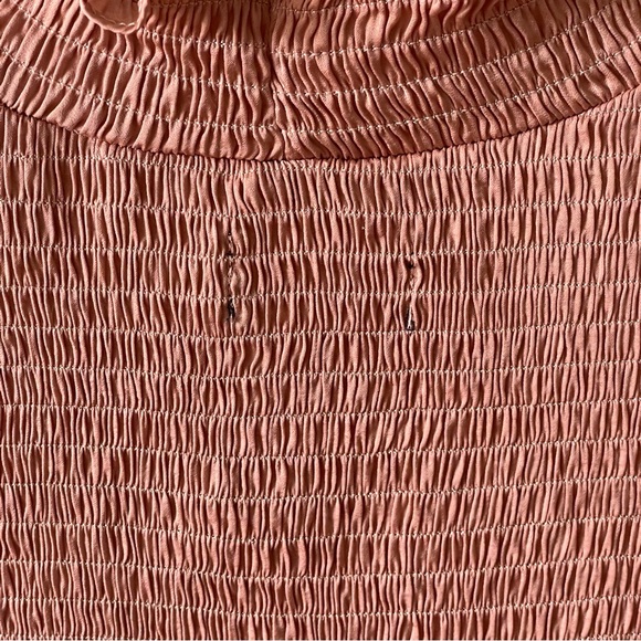 Vici Smocked Mock Neck Long Sleeve Peach Peplum Blouse Top Size Large - Picture 10 of 12